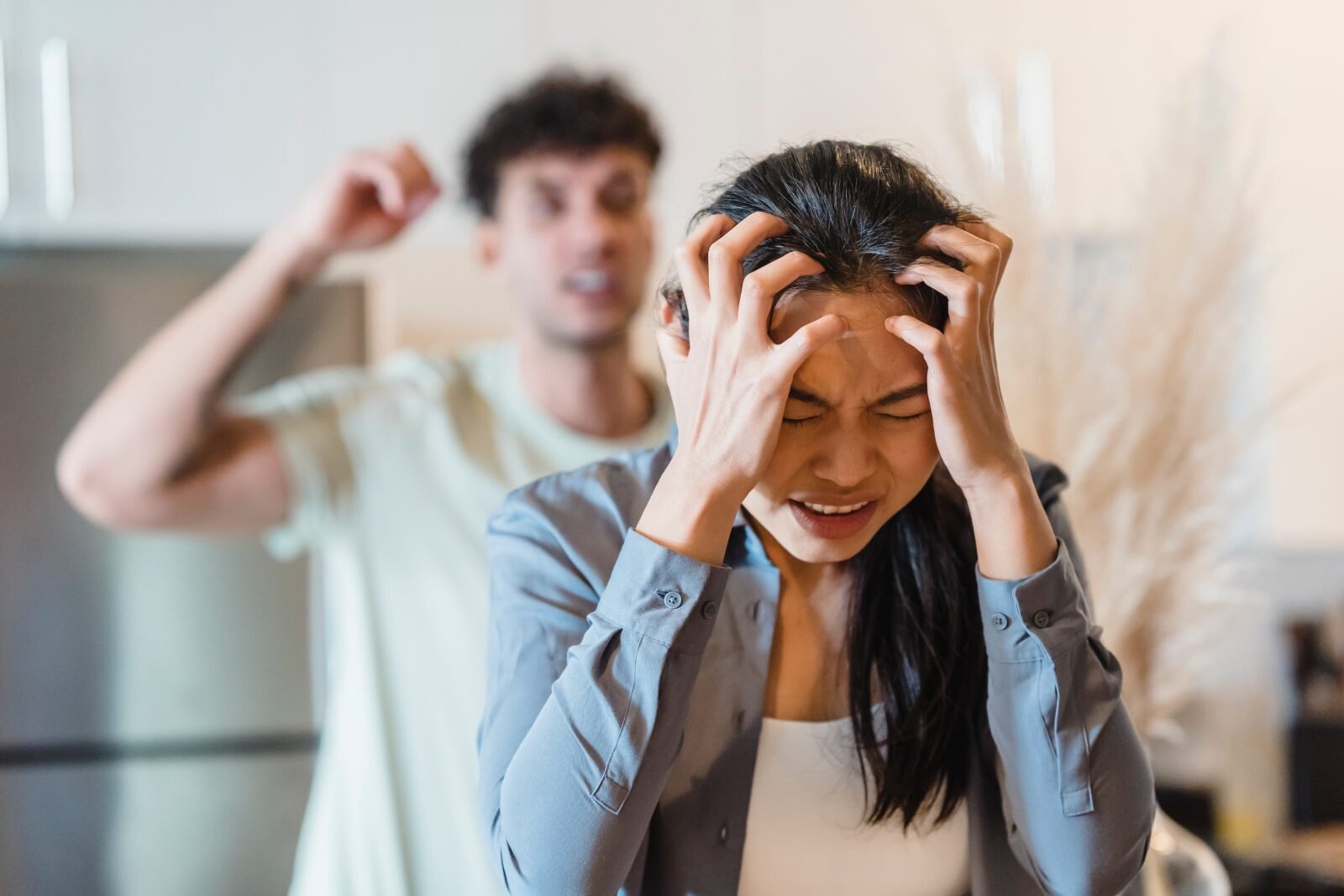 Abusive relationship - Behavior - Abusive relationship Abusive relationship