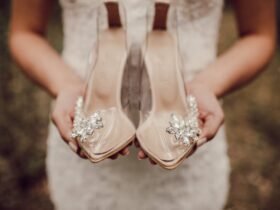 Holographic nails - General - Shoes For Brides Shoes For Brides