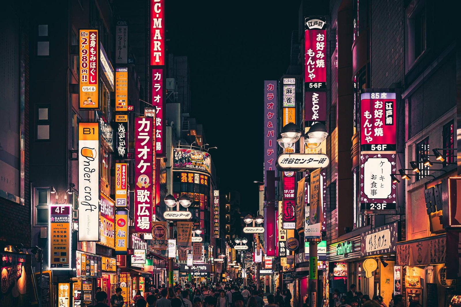 Kid-Friendly Destinations - Tourism - people walking on the street people walking on the street